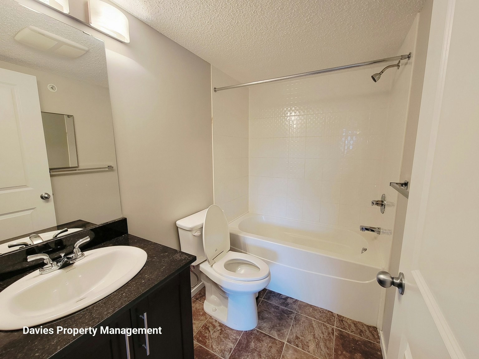 411-5370 Chappelle Road Southwest, Edmonton, AB, T6W 3L5 4