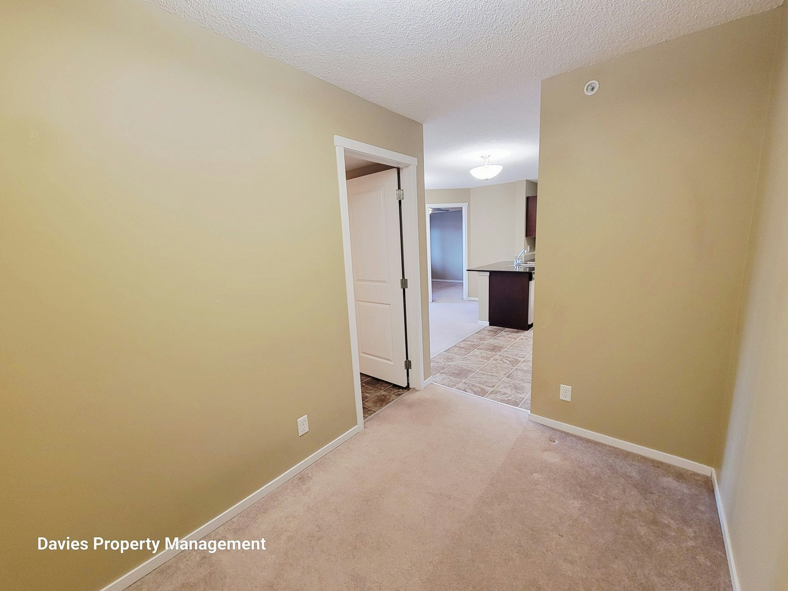 411-5370 Chappelle Road Southwest, Edmonton, AB, T6W 3L5 - 5