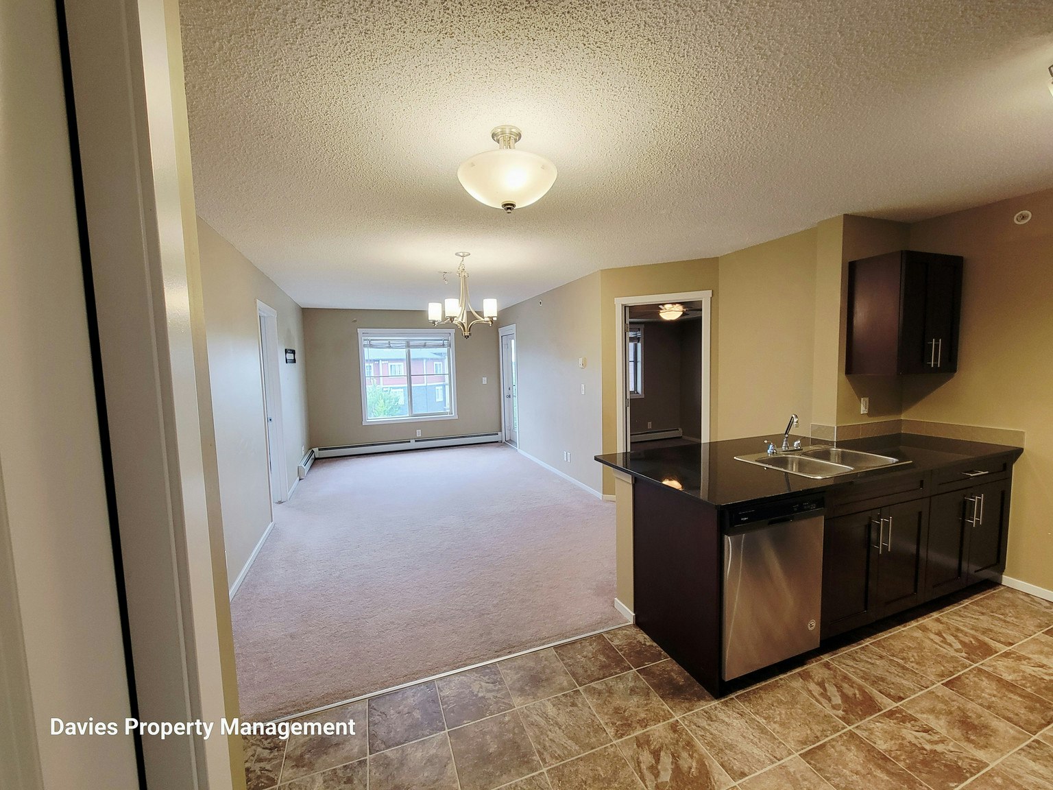 411-5370 Chappelle Road Southwest, Edmonton, AB, T6W 3L5