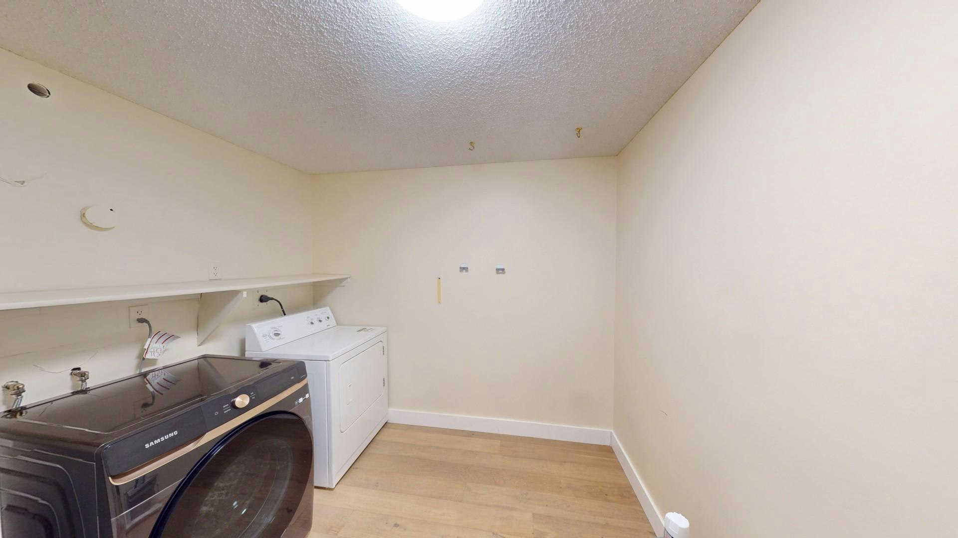 1001 13 Avenue SW, Calgary, AB, T2R 0L5 - 7