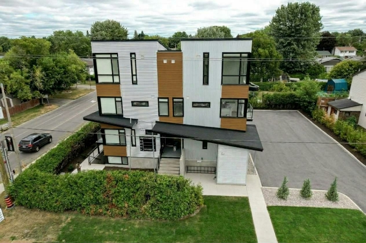 9-845 Champlain Street, Ottawa, ON, K1C 1K3