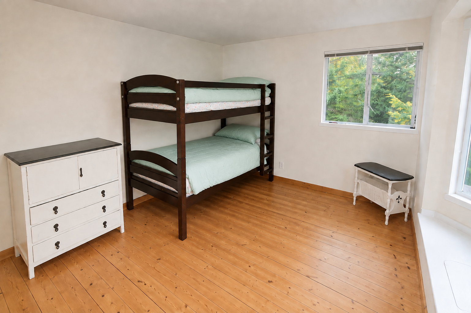 431 Sunset Road, Bowen Island, BC, V0N 1G2 - 4