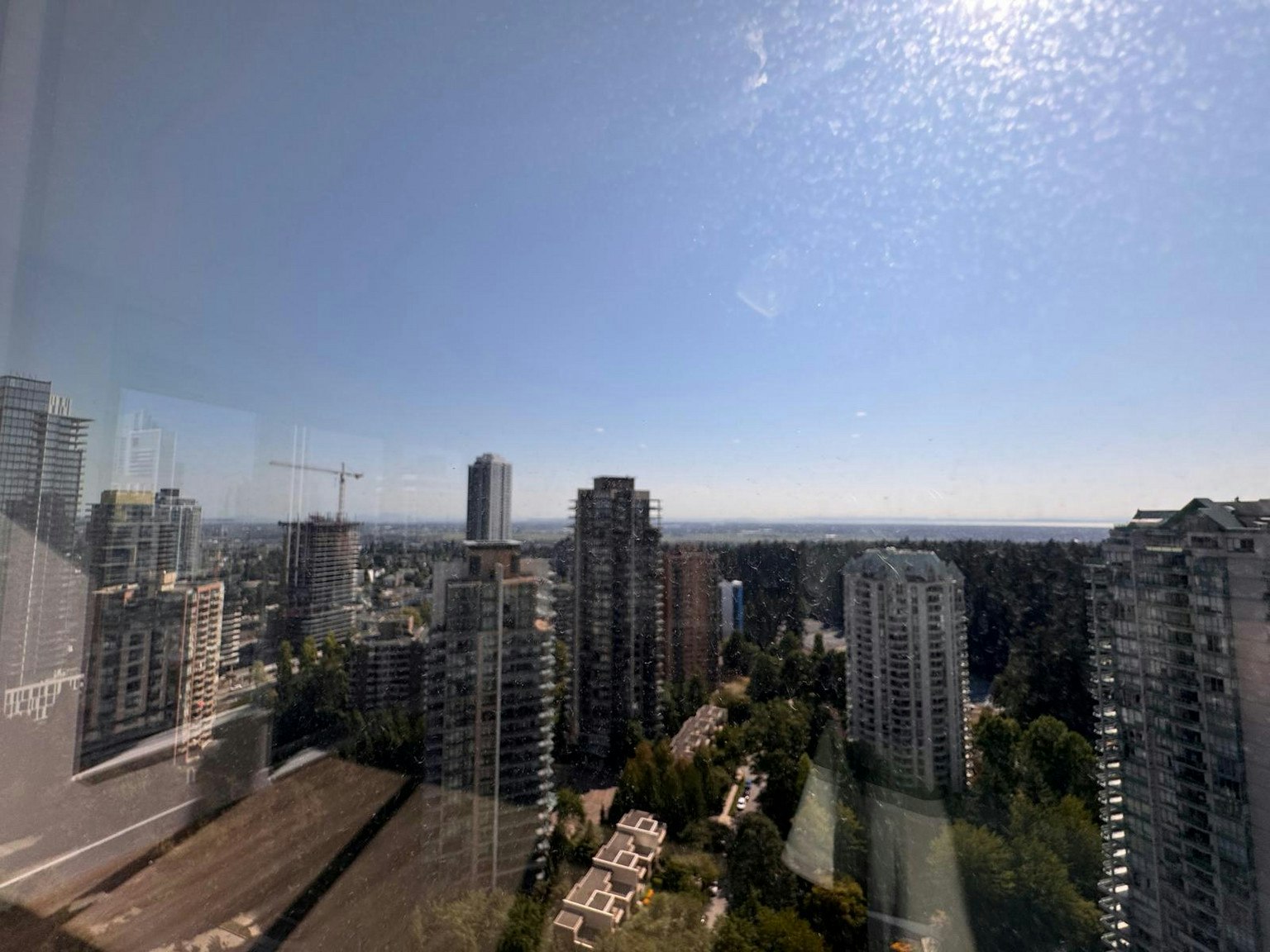 6087 Wilson Avenue, Burnaby, BC, V5H 0M1 - 2