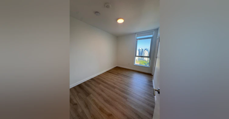 6087 Wilson Avenue, Burnaby, BC, V5H 0M1 - 4