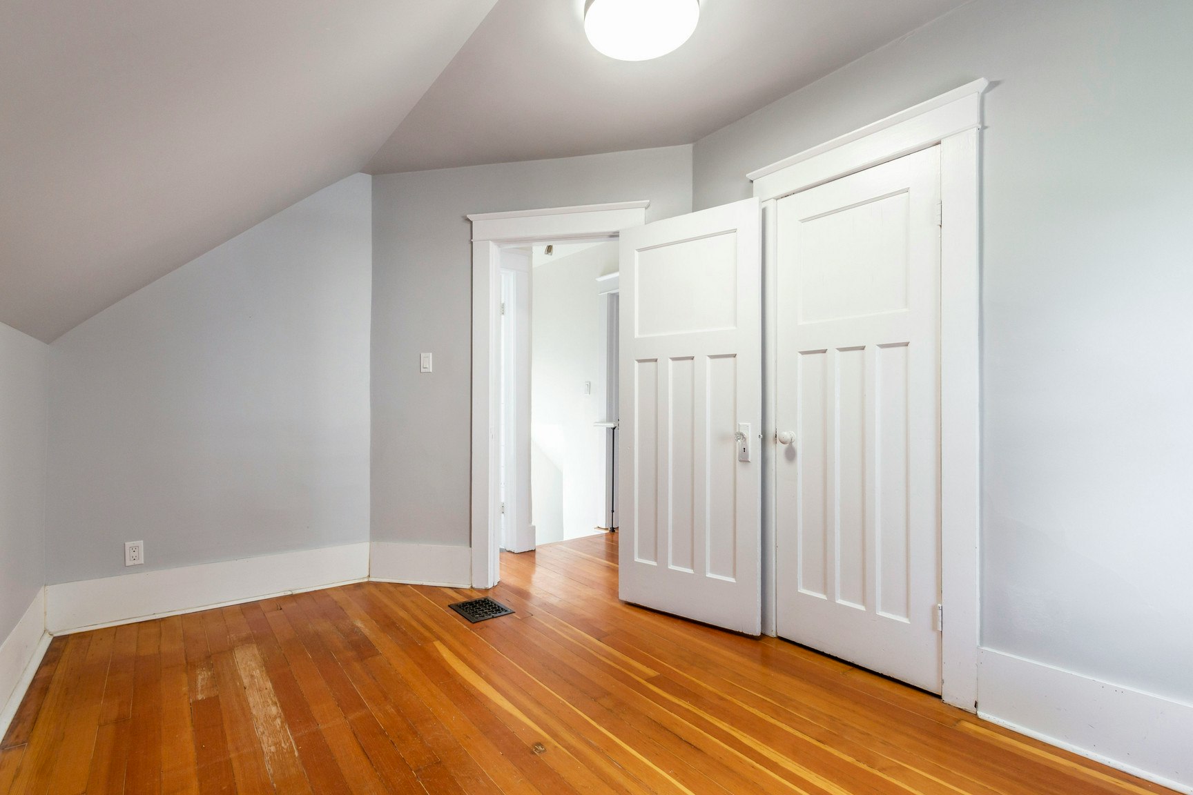 120 Glasgow Street, Kitchener, ON, N2G 1T1 - 9