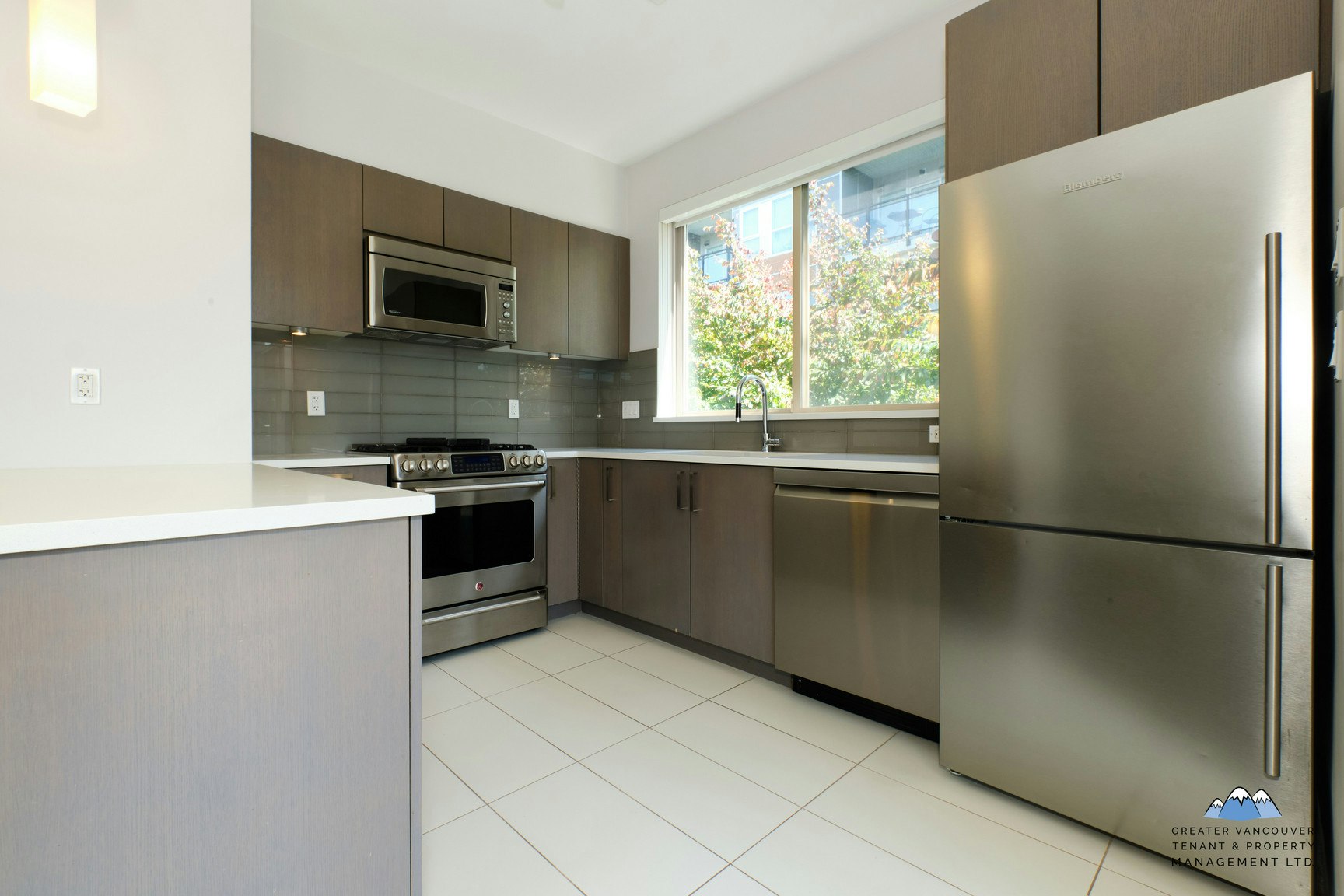 10133 River Drive, Richmond, BC, V6X 0K8 - 5