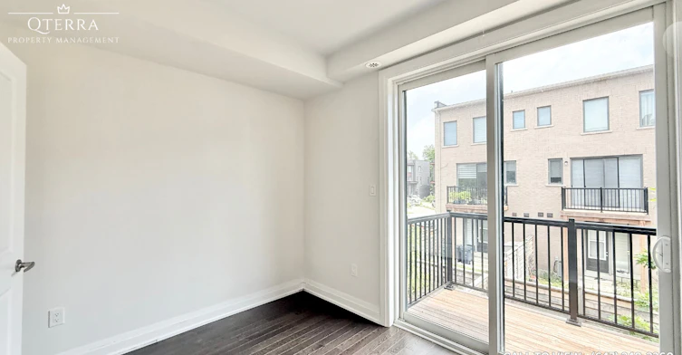 1-21 Blackstone Street, Toronto, ON, M6L 0A5 - 6