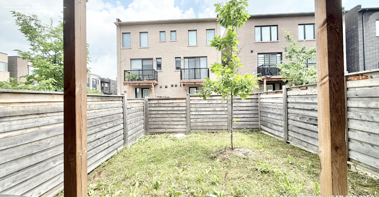 1-21 Blackstone Street, Toronto, ON, M6L 0A5 - 14