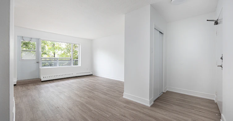 276-102-278 Cedar Avenue, Richmond Hill, ON, L4C 2B4 - 4
