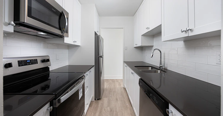 276-102-278 Cedar Avenue, Richmond Hill, ON, L4C 2B4