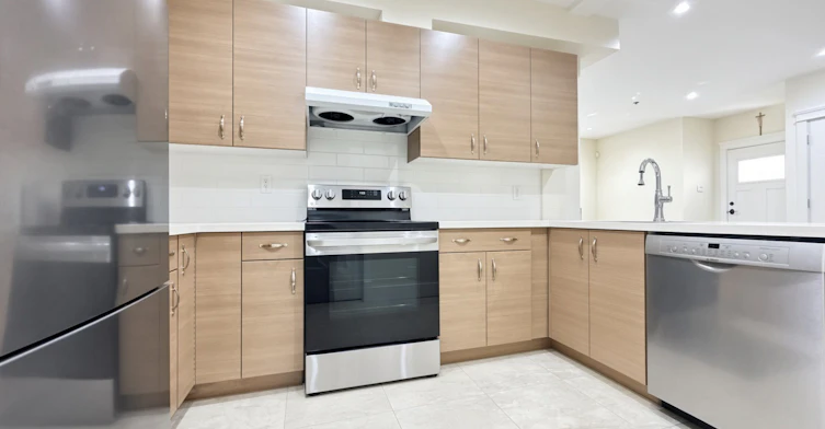 1775 Mathers Avenue, West Vancouver, BC, V7V 2G6 - 9