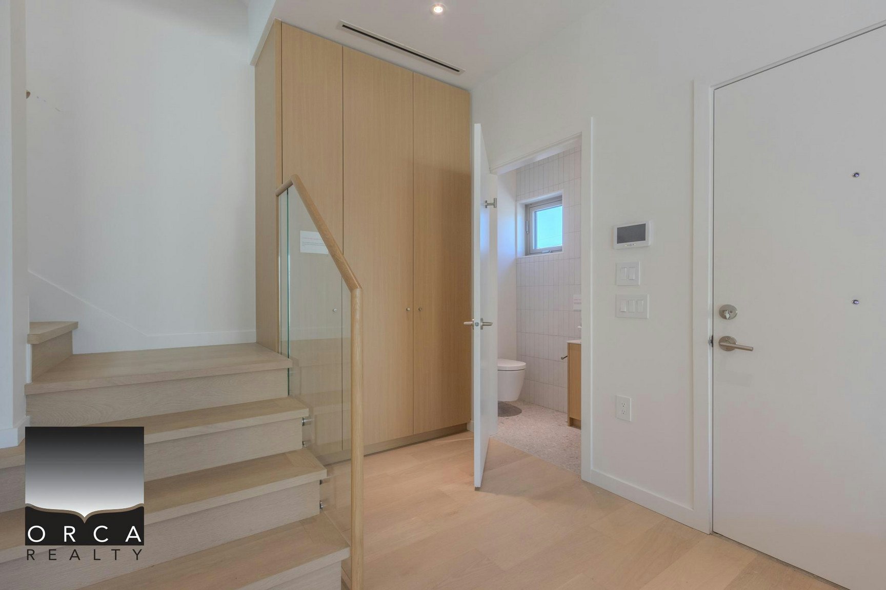 2915 East 5th Avenue, Vancouver, BC, V5M 1N6 - 8