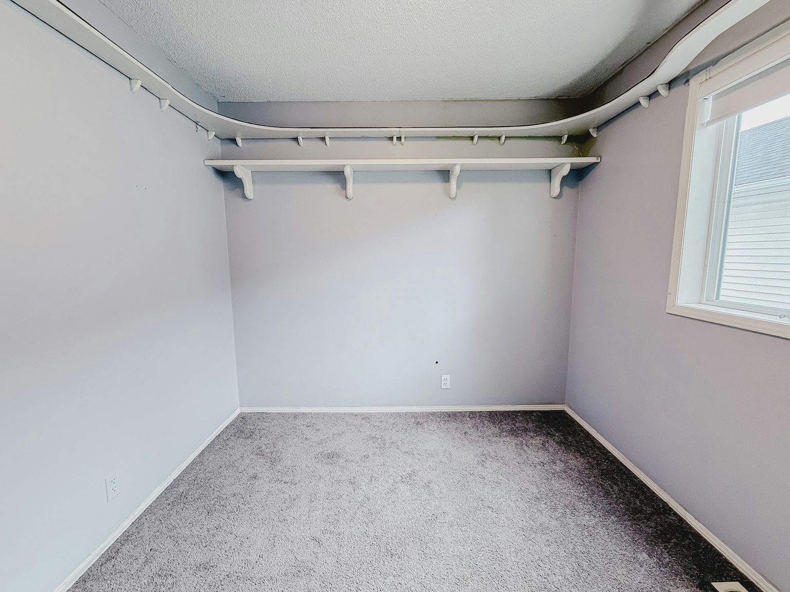 Upper-27 Hidden Crescent Northwest, Calgary, AB, T3A 5L3 - 15