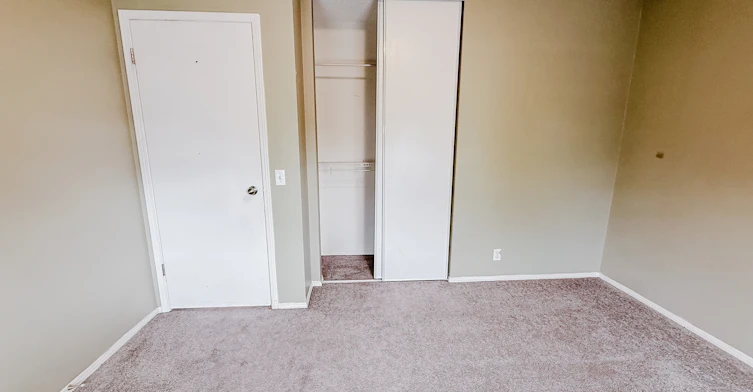 Upper-27 Hidden Crescent Northwest, Calgary, AB, T3A 5L3 - 11