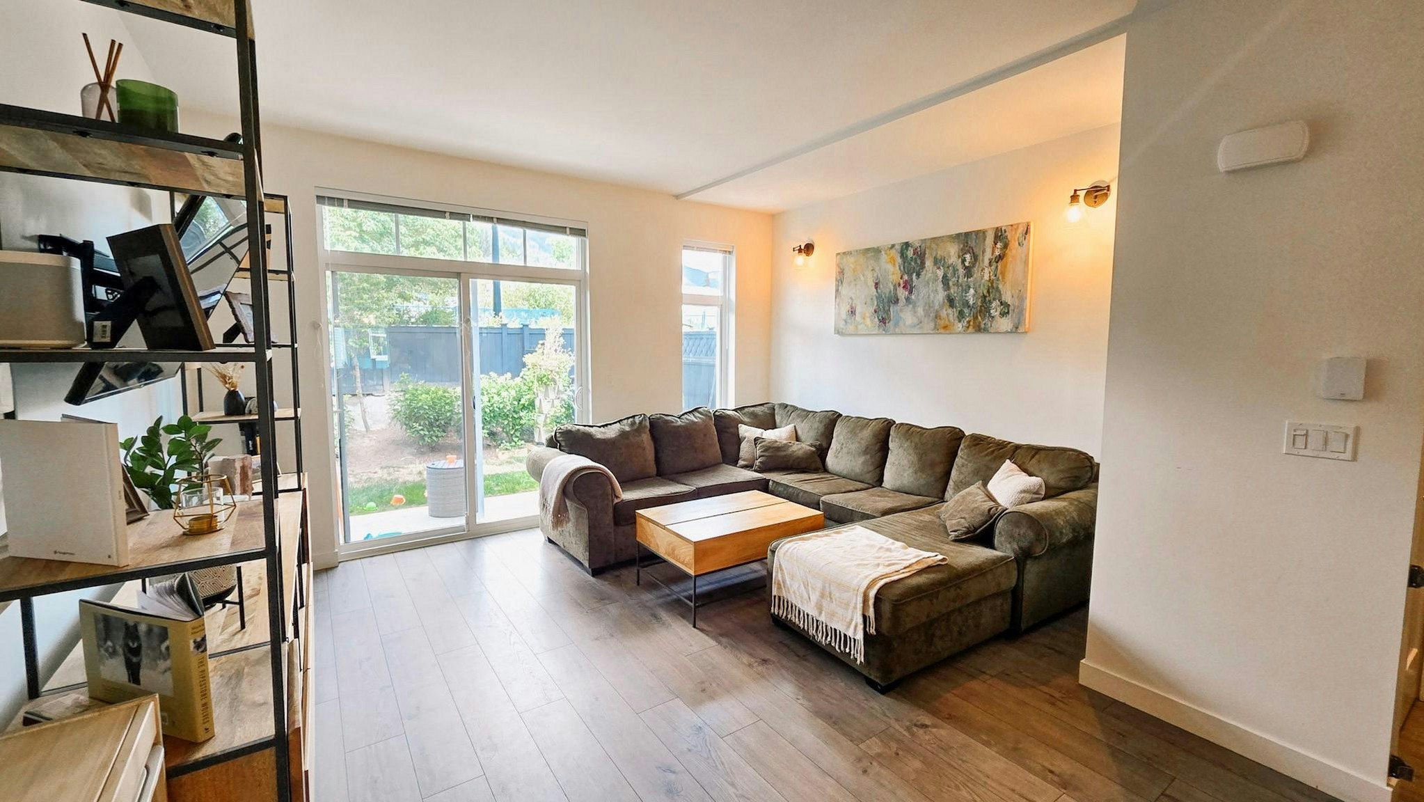 3565 Baycrest Avenue, Coquitlam, BC, V3B 2W7 - 2
