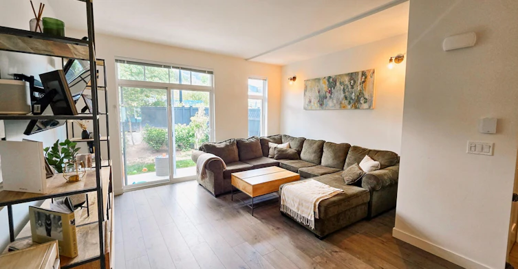 3565 Baycrest Avenue, Coquitlam, BC, V3B 2W7 - 2