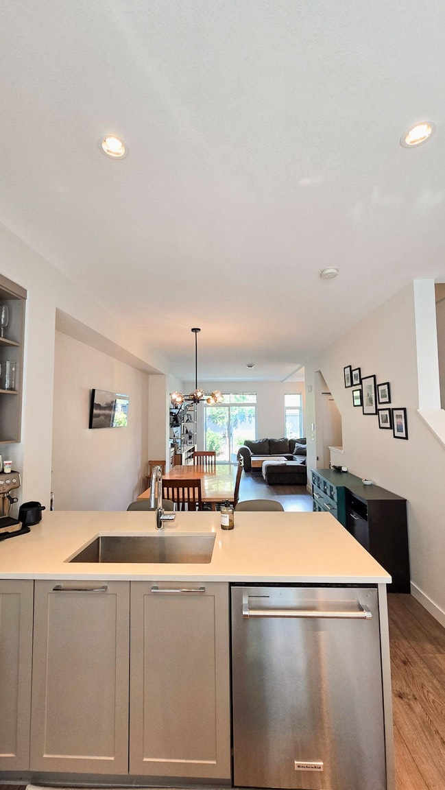 3565 Baycrest Avenue, Coquitlam, BC, V3B 2W7 - 4