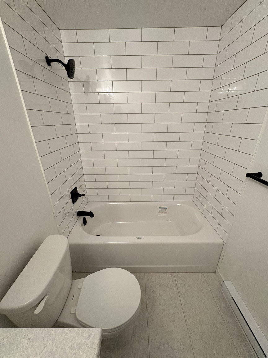 103-122 East 18th Street, North Vancouver, BC, V7L 2X5 - 4