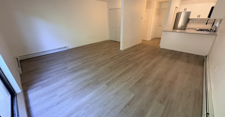 103-122 East 18th Street, North Vancouver, BC, V7L 2X5 - 12