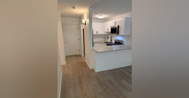 103-122 East 18th Street, North Vancouver, BC, V7L 2X5 - 13