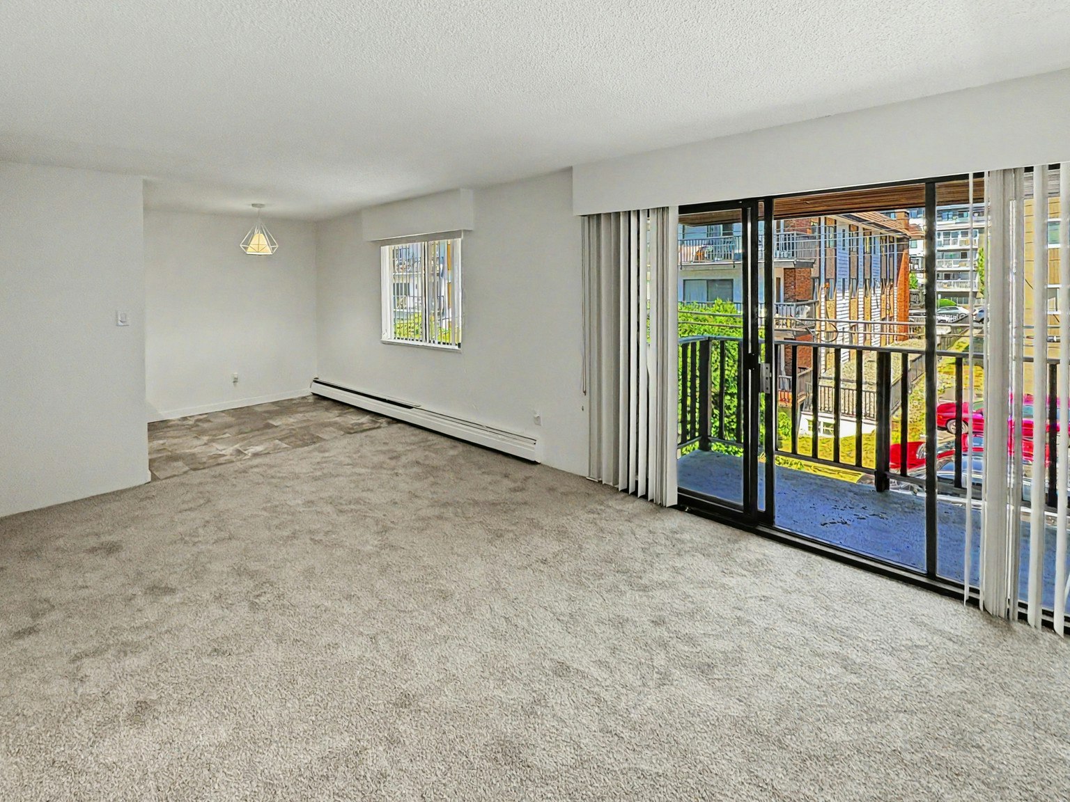 305-122 East 18th Street, North Vancouver, BC, V7L 2X5 - 3