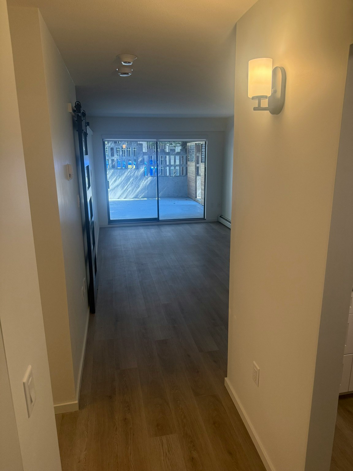 106-122 East 18th Street, North Vancouver, BC, V7L 2X5