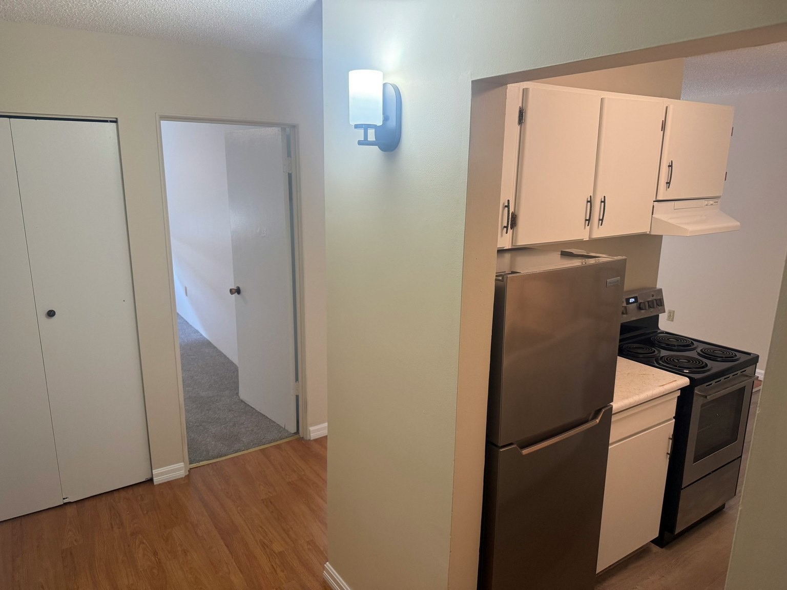 202-122 East 18th Street, North Vancouver, BC, V7L 2X5 - 8