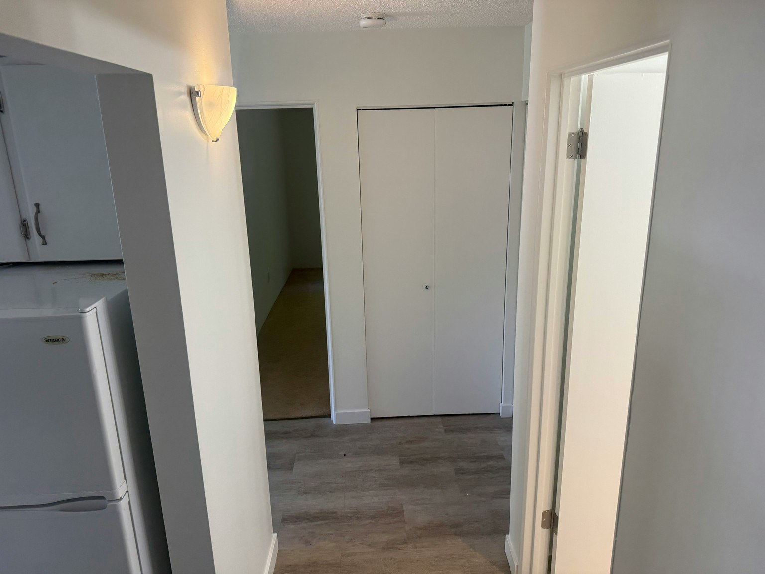 205-122 East 18th Street, North Vancouver, BC, V7L 2X5 - 7