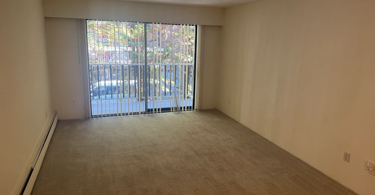 207-122 East 18th Street, North Vancouver, BC, V7L 2X5 - 8