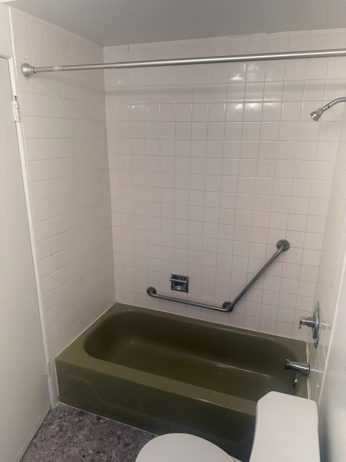 208-122 East 18th Street, North Vancouver, BC, V7L 2X5 - 9