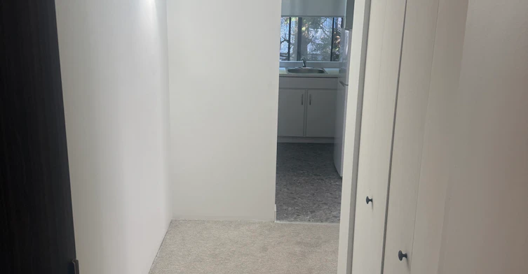 208-122 East 18th Street, North Vancouver, BC, V7L 2X5 - 7