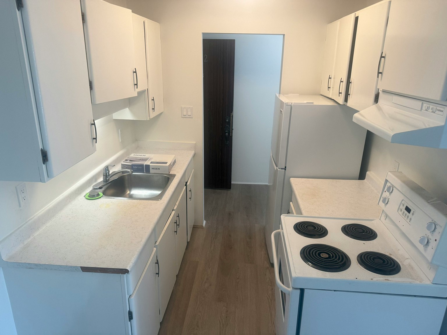 302-122 East 18th Street, North Vancouver, BC, V7L 2X5 - 6