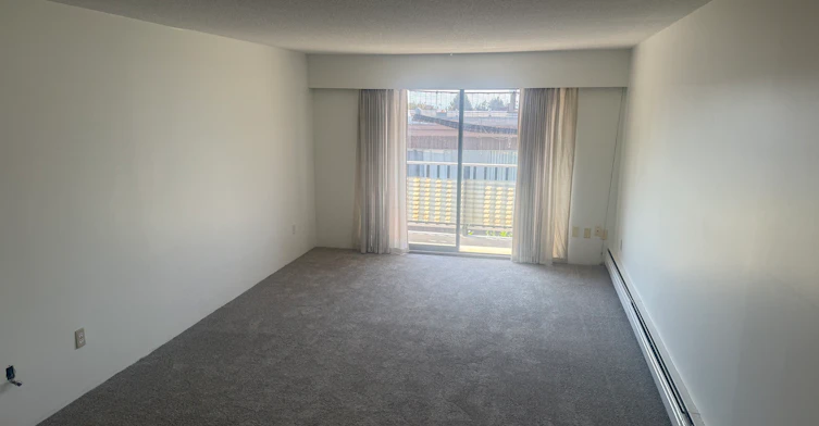 302-122 East 18th Street, North Vancouver, BC, V7L 2X5 - 5