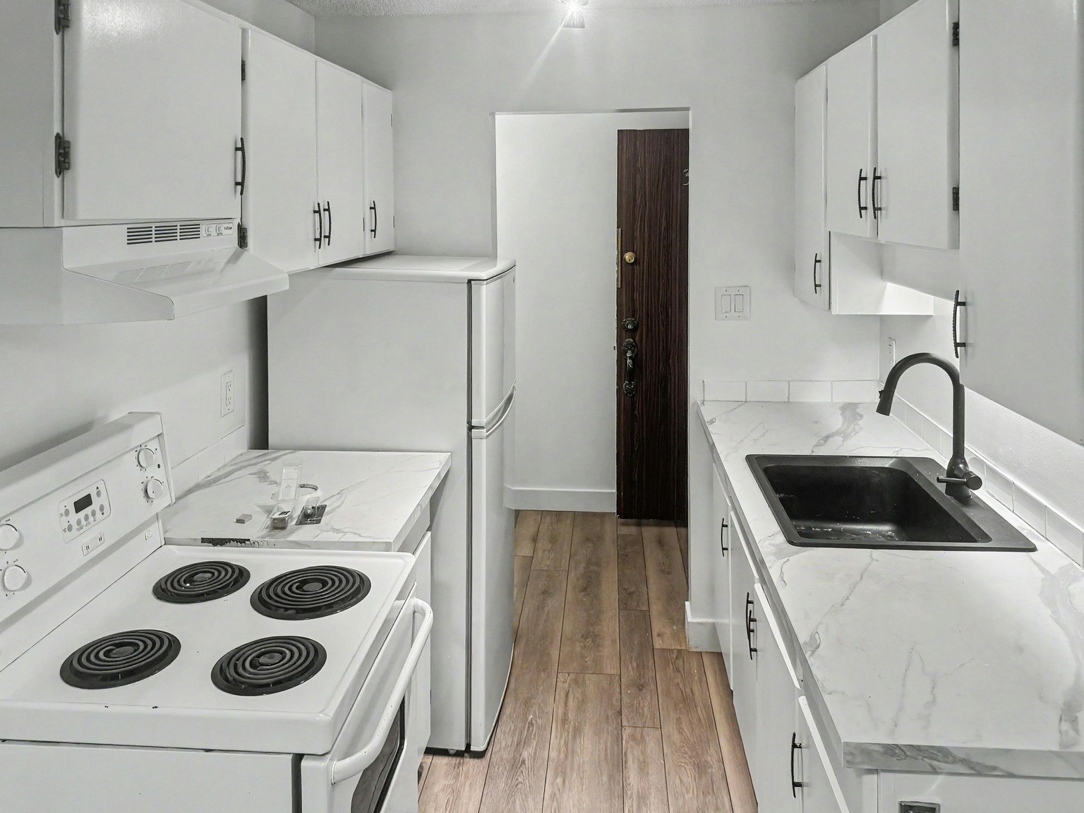307-122 East 18th Street, North Vancouver, BC, V7L 2X5