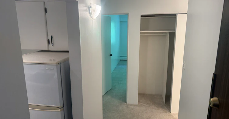 307-122 East 18th Street, North Vancouver, BC, V7L 2X5 - 8