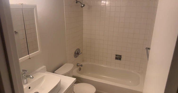 307-122 East 18th Street, North Vancouver, BC, V7L 2X5 - 7