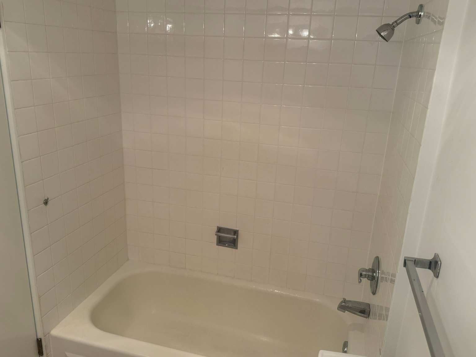308-122 East 18th Street, North Vancouver, BC, V7L 2X5 - 5