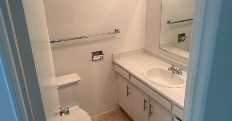 308-122 East 18th Street, North Vancouver, BC, V7L 2X5 - 4
