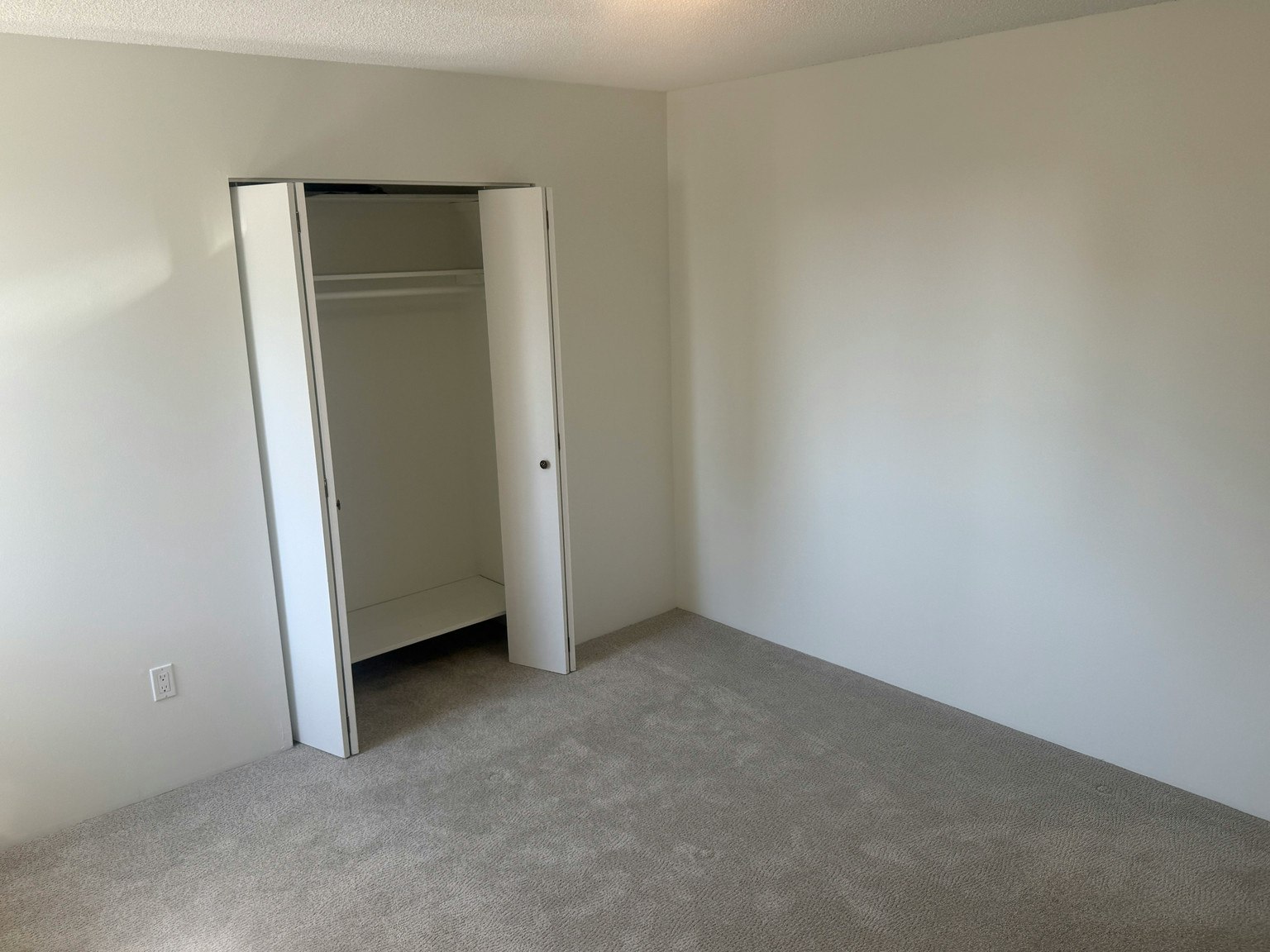308-122 East 18th Street, North Vancouver, BC, V7L 2X5 - 6
