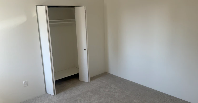 308-122 East 18th Street, North Vancouver, BC, V7L 2X5 - 6