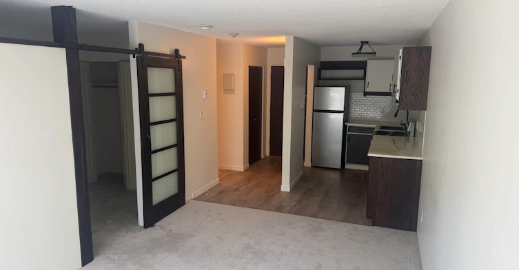 203-122 East 18th Street, North Vancouver, BC, V7L 2X5 - 7