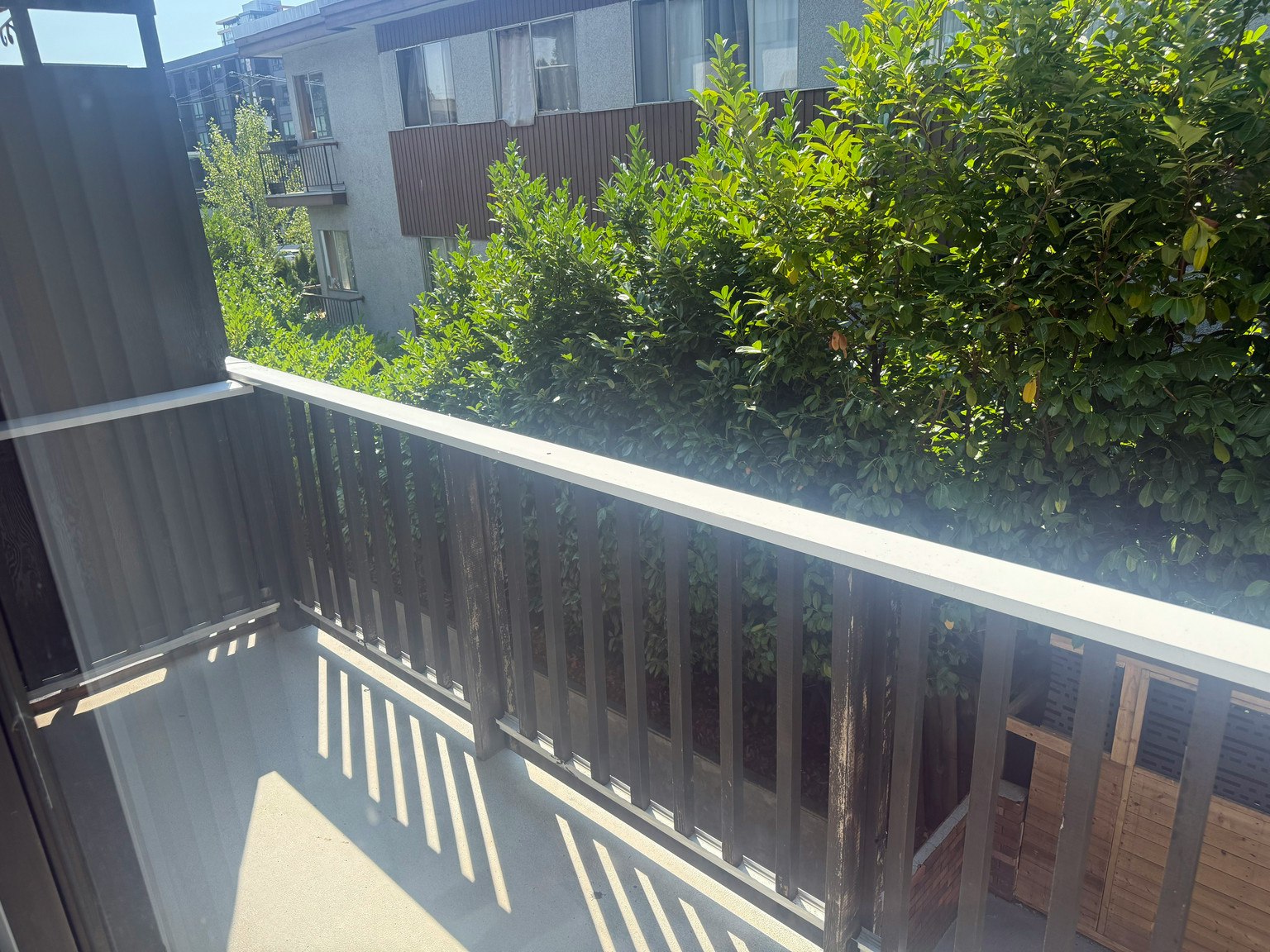 203-122 East 18th Street, North Vancouver, BC, V7L 2X5 - 4