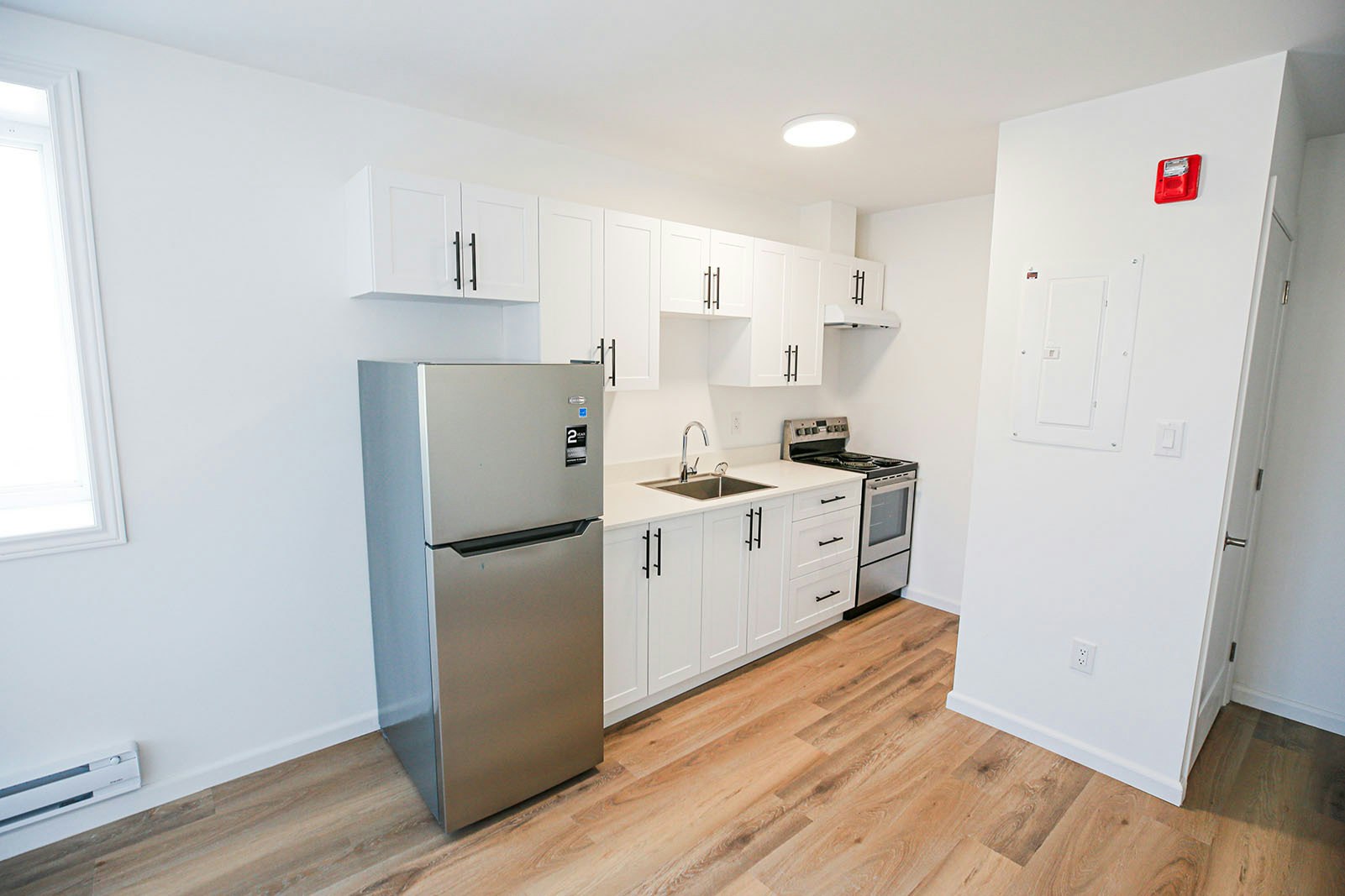 244 King Street, Welland, ON - 3