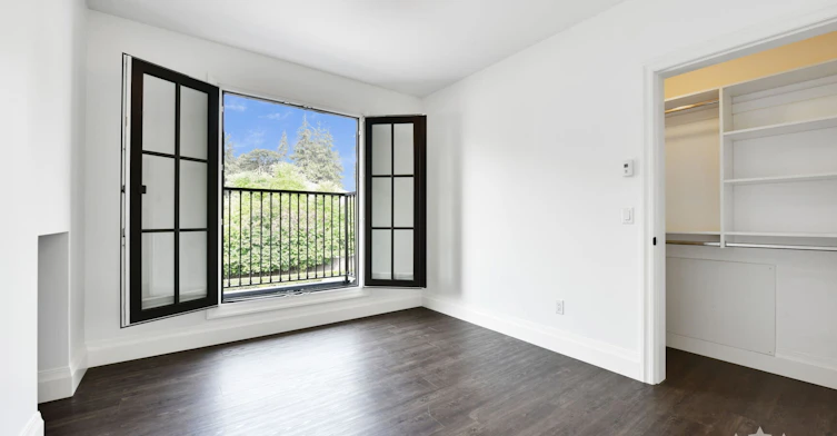 Suite B-7450 228 Street, Langley, BC, V2Y 2S2 - 6