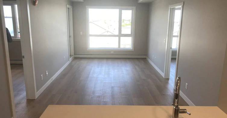 426-12804 140 Avenue Northwest, Edmonton, AB, T6V 0M2 - 4
