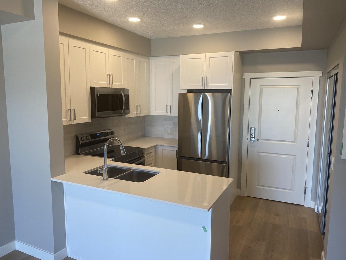 426-12804 140 Avenue Northwest, Edmonton, AB, T6V 0M2