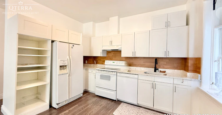1-115 Close Avenue, Toronto, ON, M6K 1H6 - 3