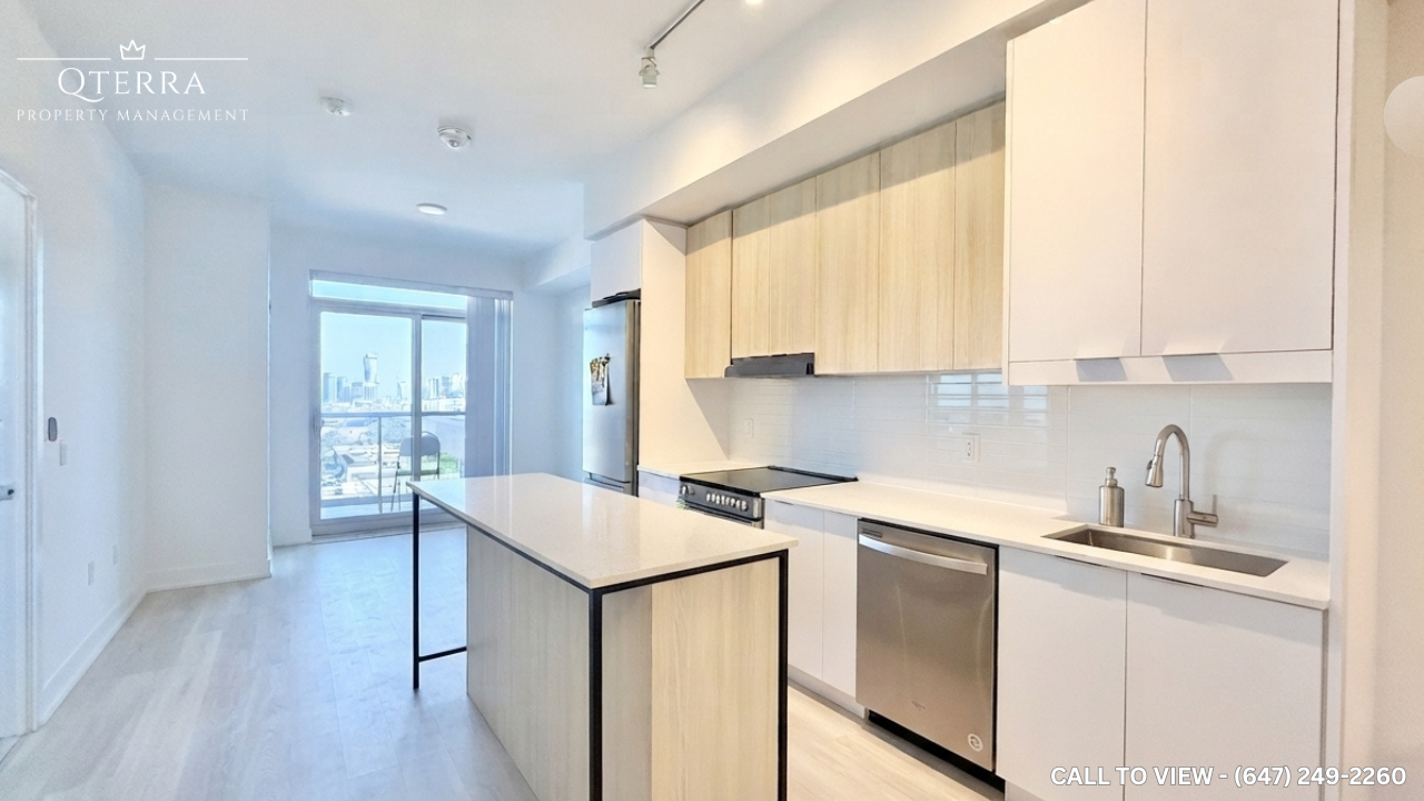 702-5105 Hurontario Street, Mississauga, ON, L4Z 0C9 - 2