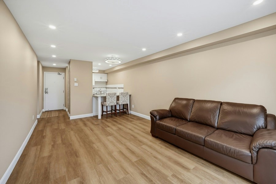 301-6376 Bilberry Drive, Ottawa, ON, K1C 4P6 - 7