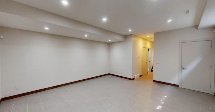 3825 1 Street Ne, Calgary, AB, T2E 3E1 - 16